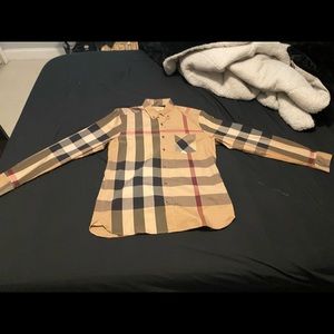 Burberry London New England Men’s Size L Shirt